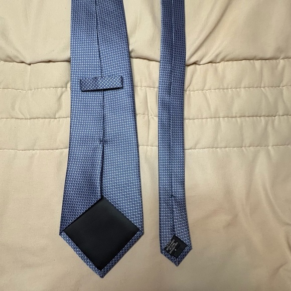 Elegant Blue Men's Tie - Picture 6 of 7